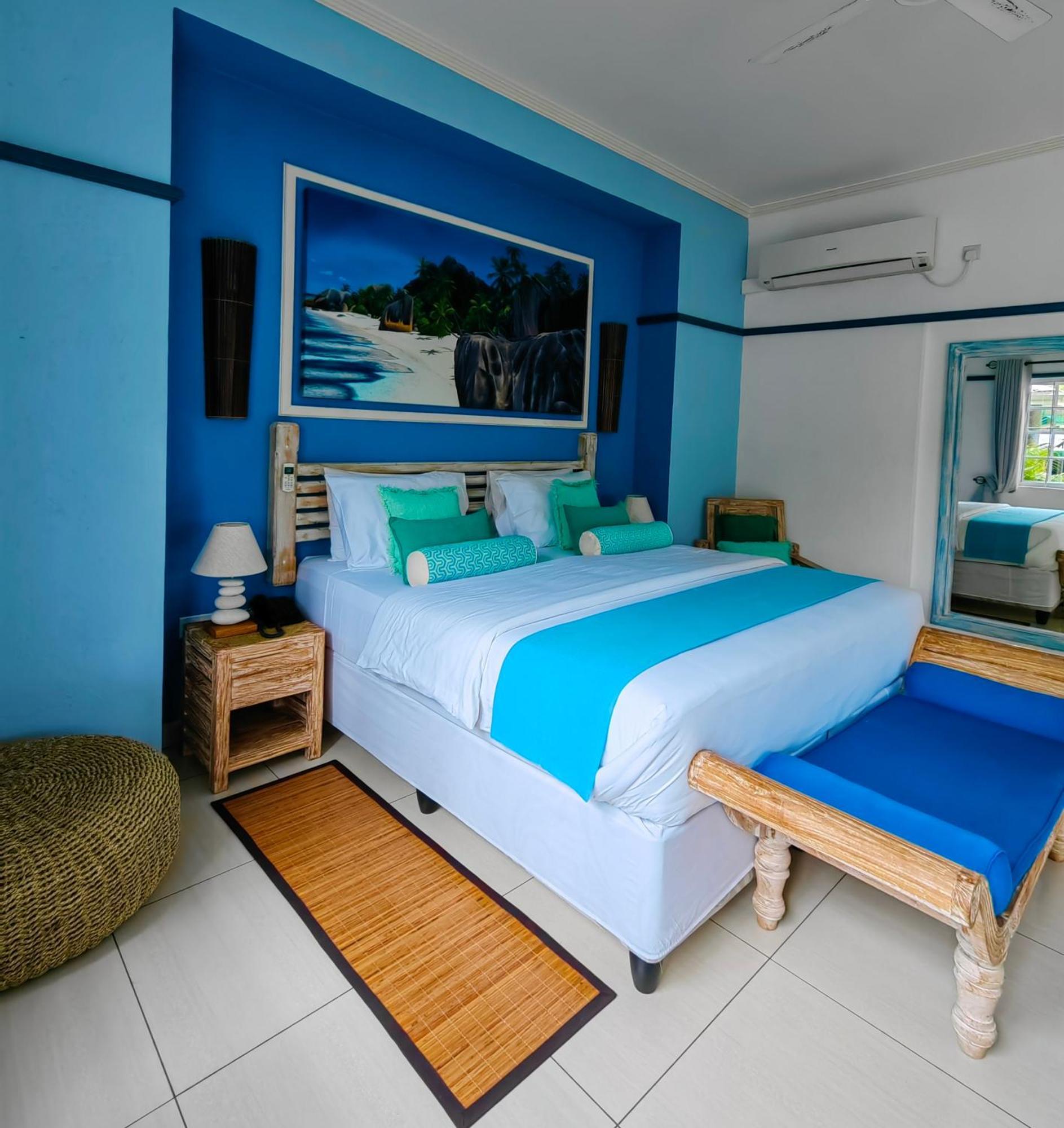 Aparthotel Charme De L'ile 2*